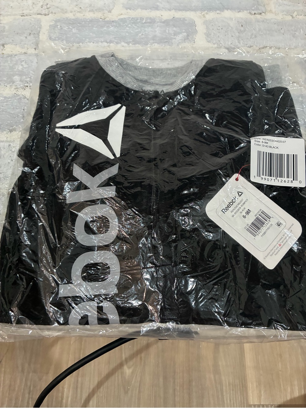 Reebok Black Logo Zip Jacket size 6/9 months